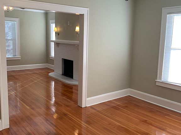 2nd image of 3403 W Santiago St Unit 4