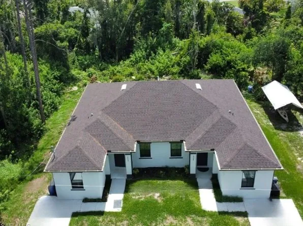 2425/2427 Millie AVE S, LEHIGH ACRES, FL 33973