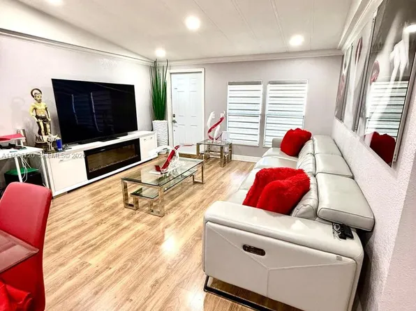 5371 NW 200th Ter Lot 409, Opa Locka, FL 33055