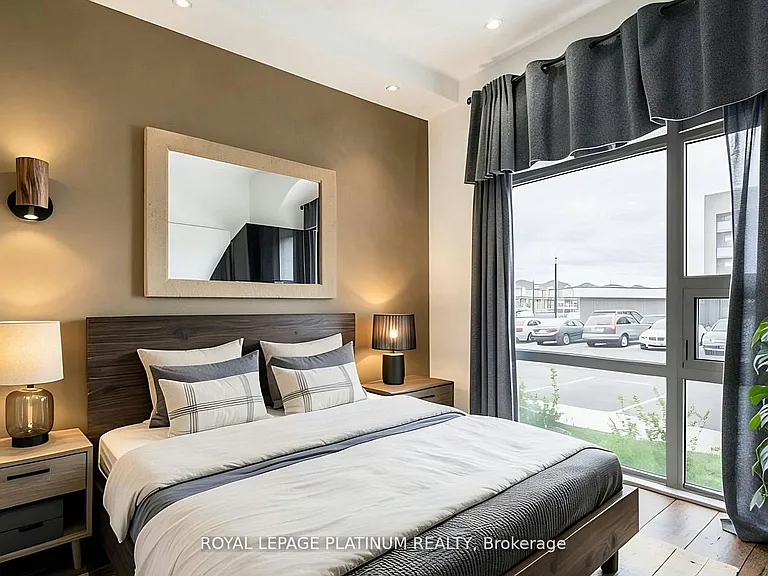 470 Dundas St E #114 — Photo 10