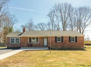 1600 Raewyck Dr, West Chester, PA 19380