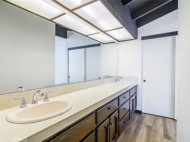 313 Diamond Ave — Photo 18