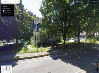 39 Library St, Hudson, NH 03051