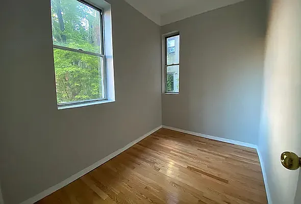 Rented by Bond New York | media 2