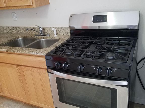 Large gas range