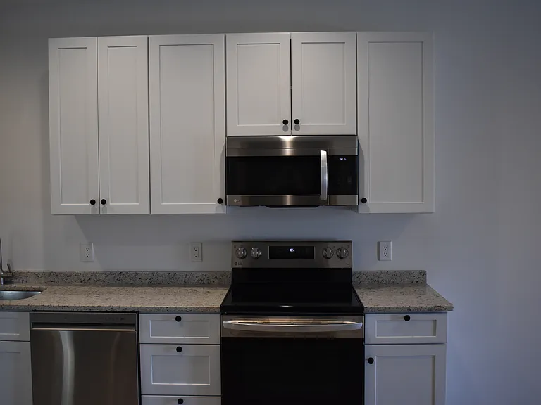 316 Hatley Dr — Photo 5