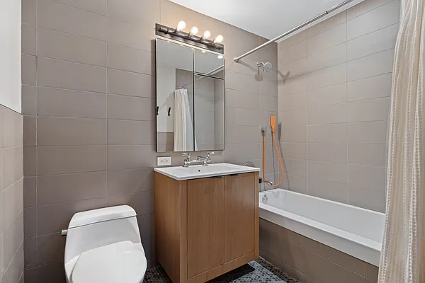 Rented by Berkshire Hathaway HomeServices New York Properties | media 3