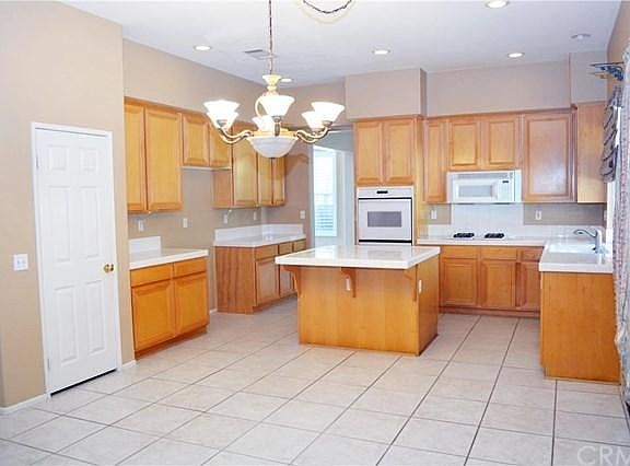3rd image of 924 Haley Talbert Dr