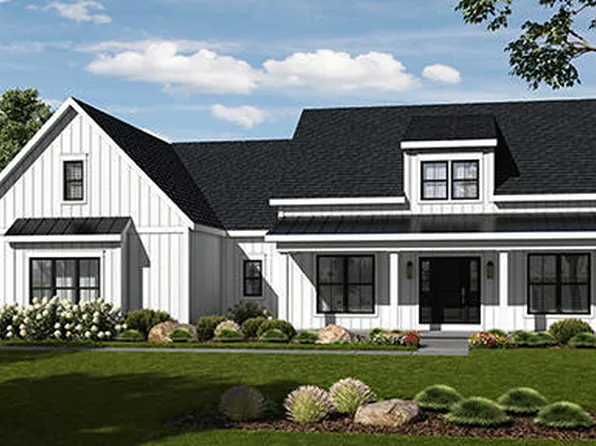 34 Saddlebrook Boulevard, Ballston Lake, NY 12019