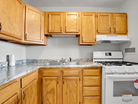 3rd image of 2901 S Michigan Ave APT 1301