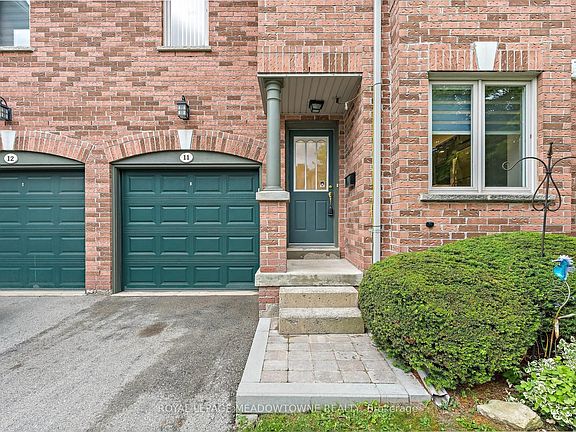 3rd image of 76 River Dr #11