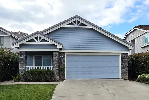 1067 Feather Cir Photo 1
