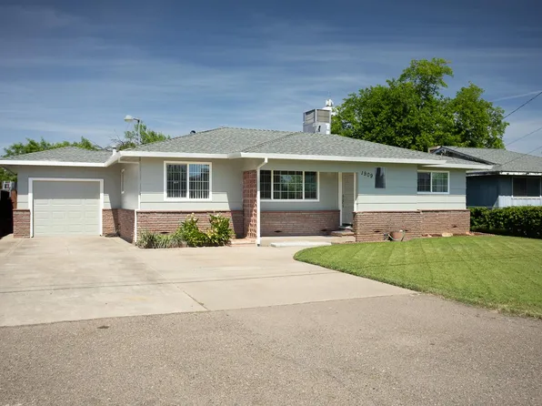 1909 10th Ave, Olivehurst, CA 95961