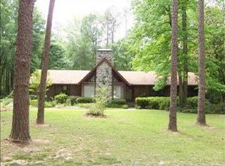 257 Lynn Dr, Fayetteville, GA 30215