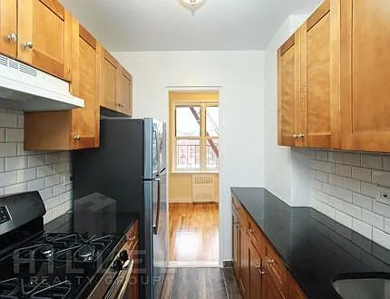3324 Parsons Blvd #3K — Photo 1