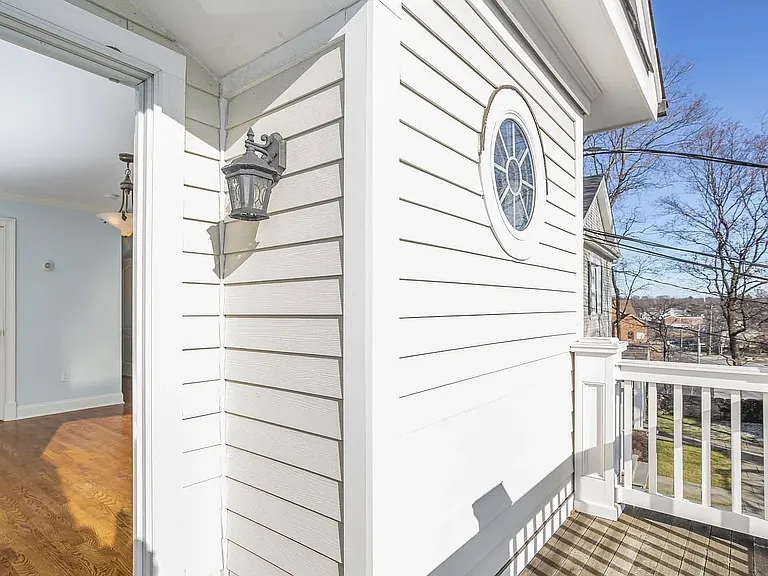 80 E Putnam Ave — Photo 16