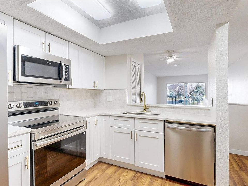 1st image of 19630 Victorian Drive #A2