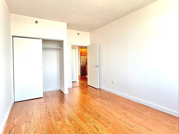 5th image of 40-28 College Point Blvd #1605
