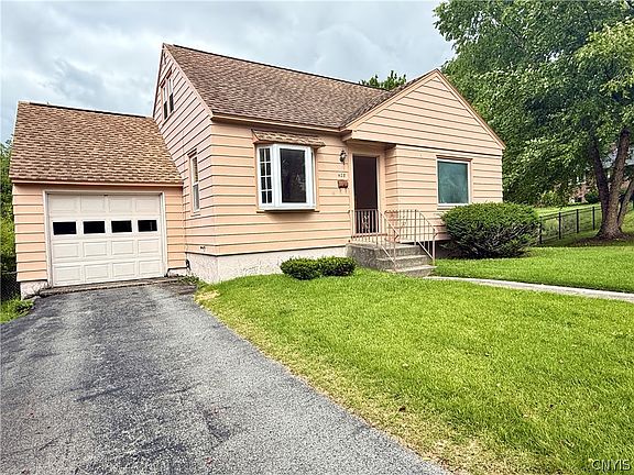 4th image of 428 Buckingham Ave