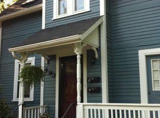 493 Auburn St #2, Auburndale, MA 02466