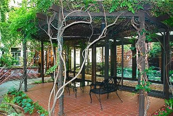 Sold by Corcoran | media 14