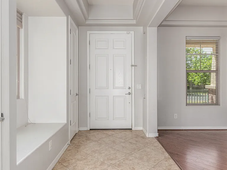 2789 N Heritage St — Photo 32