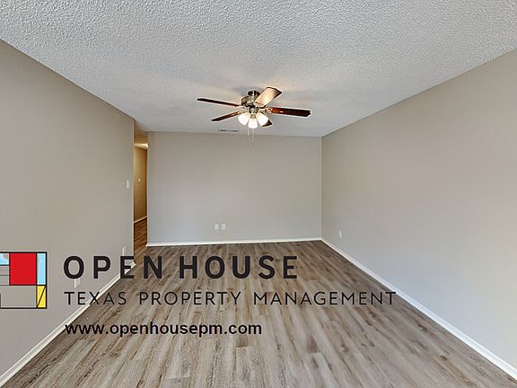 3rd image of 5803 Willow Branch Dr