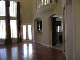 4th image of 2521 Creektrail Ln