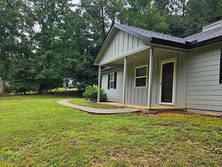 1151 Hunter Trl — Photo 23