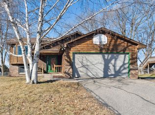 6715 Quantico Ln N, Maple Grove, MN 55311