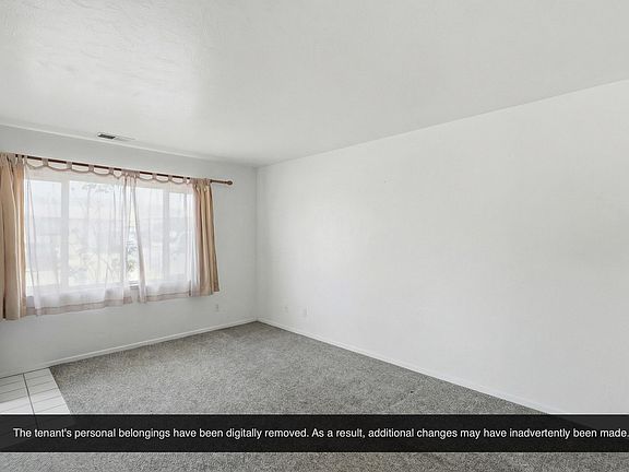 5th image of 1529 Clancy Dr NE
