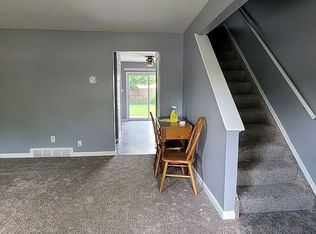 45187 Kensington St, Utica, MI 48317