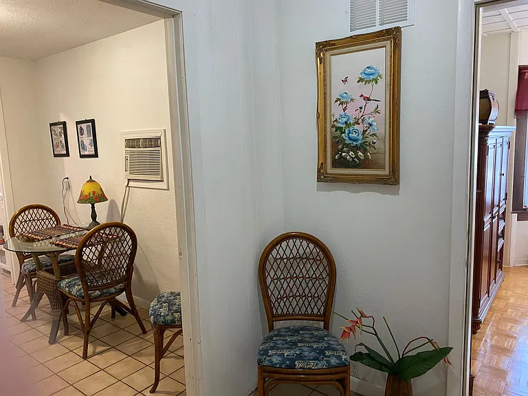 422B W New York Ave — Photo 13