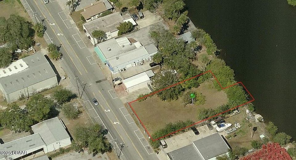 2nd image of 715 N Beach St