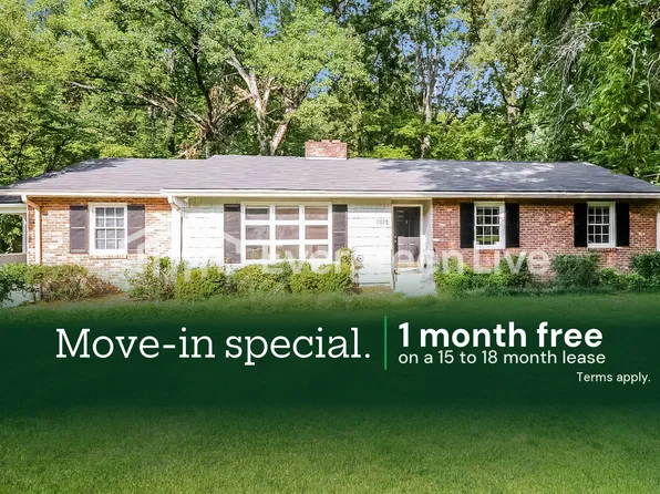 2832 Loch Dr, Winston Salem, NC 27106