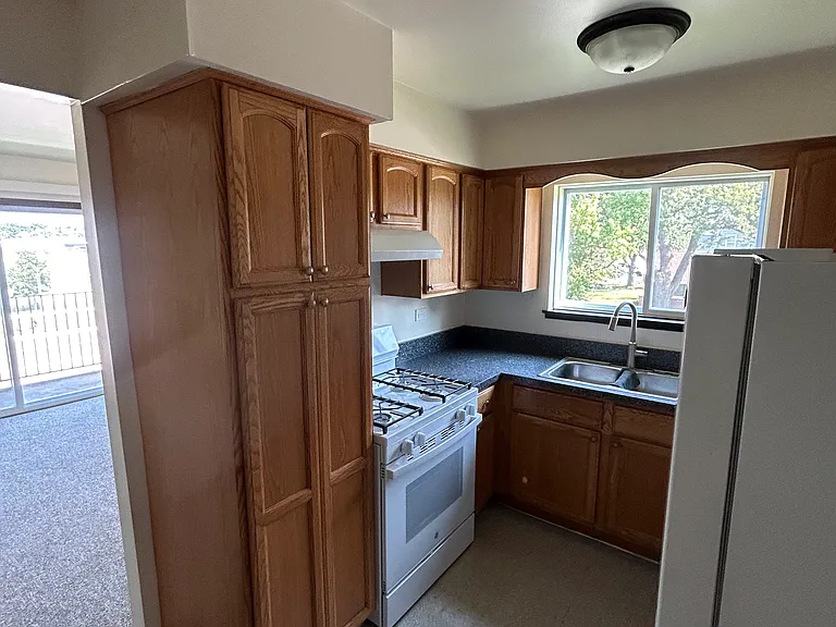 17350 Ridgeland Ave #3S — Photo 7