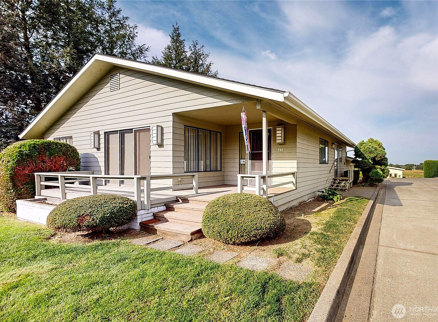 2441 Country Club Road