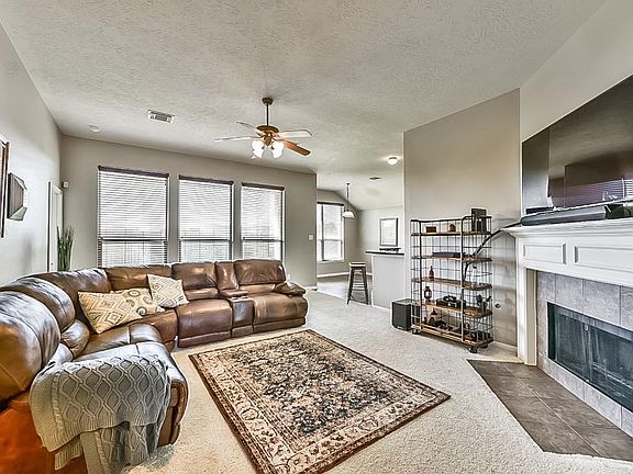 5th image of 10012 King William Dr
