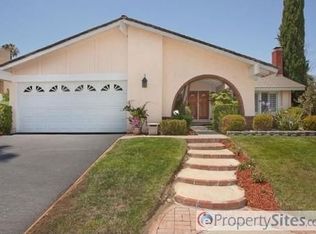 247 Greenmeadow Ave, Thousand Oaks, CA 91320
