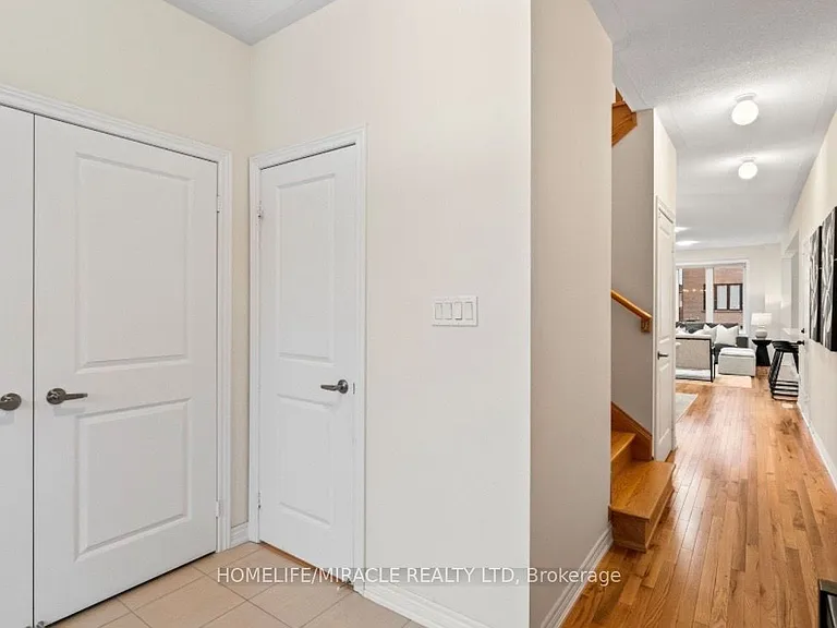 1284 Klondike Dr #UPPER FLOOR — Photo 2