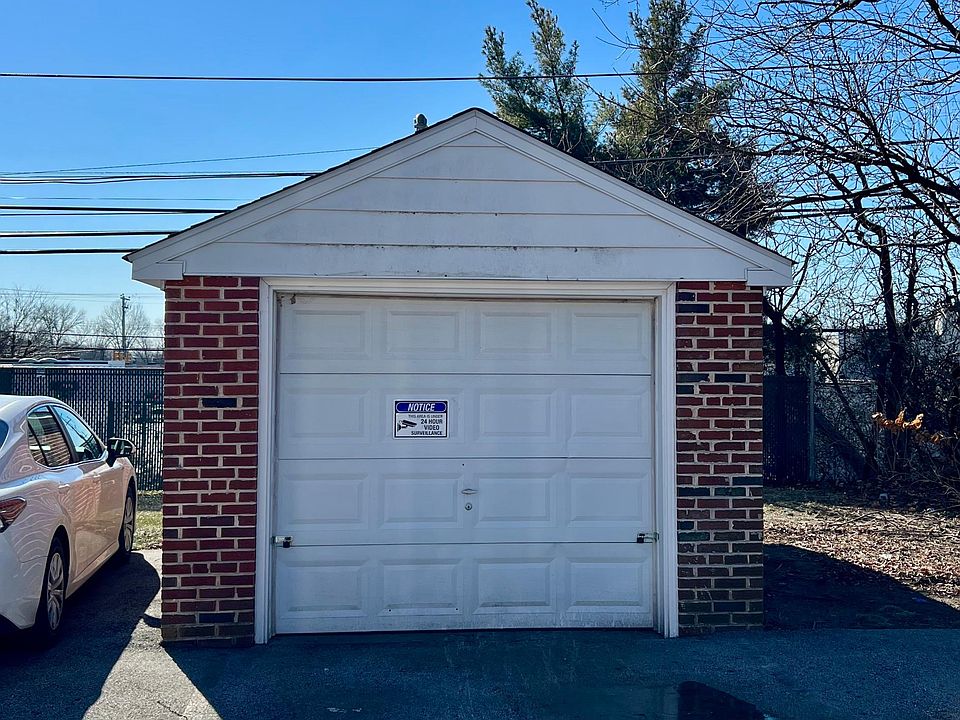 2nd image of 3528 Rhoads Ave #G