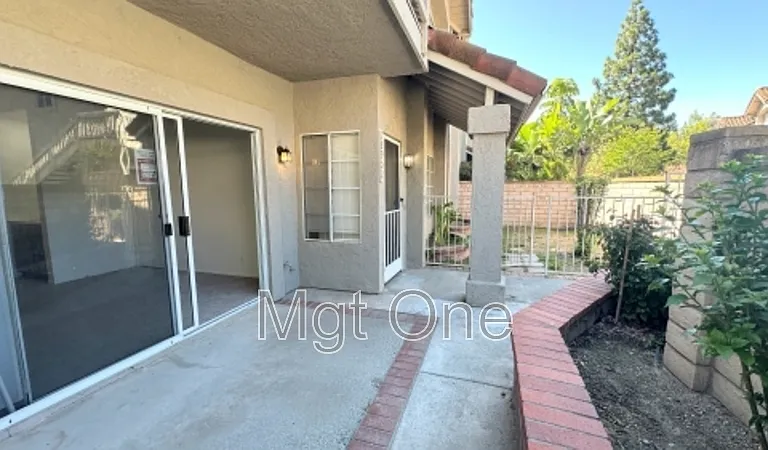 18902 Canyon Hill Dr — Photo 16