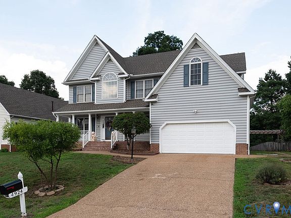 2nd image of 4924 Sadler Glen Ct