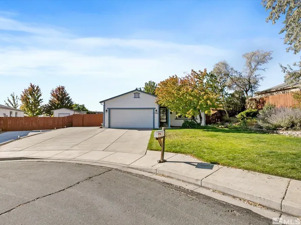 7048 Rhapsody Ct, Sun Valley, NV 89433