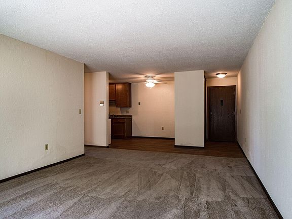 4th image of 669 County Road D E #669