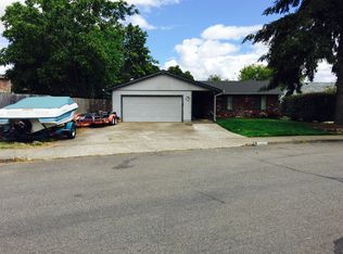 488 Snoopy Ln NE, Salem, OR 97301