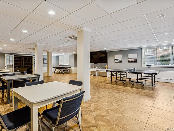 5th image of 700 Shore Road #5U