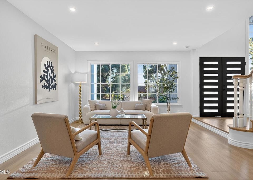 1st image of 2225 E Calle Riscoso