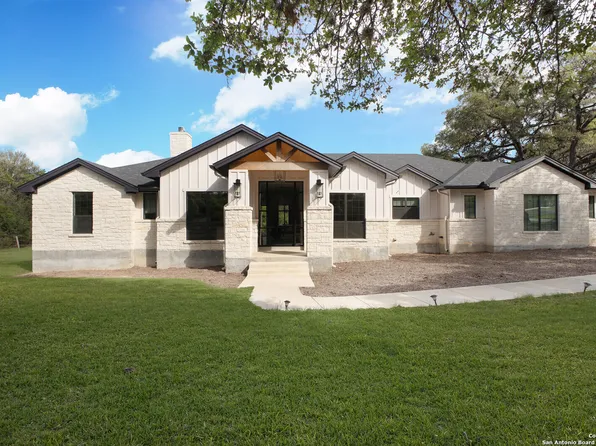 28212 Dos Cerros, Boerne, TX 78006