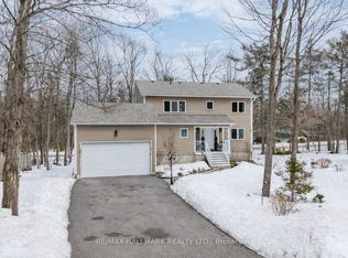 10 Musquake Ct, Tiny, ON L9M 0B2